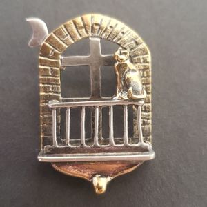 .925 Silver & Brass Cat on a Balcony Pin